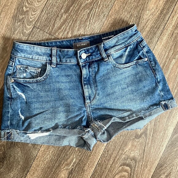 DL1961 Karlie Shorts Boyfriend Size 26 cuffed hem - Picture 12 of 13